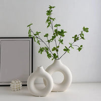 Circular Hollow Nordic Vase