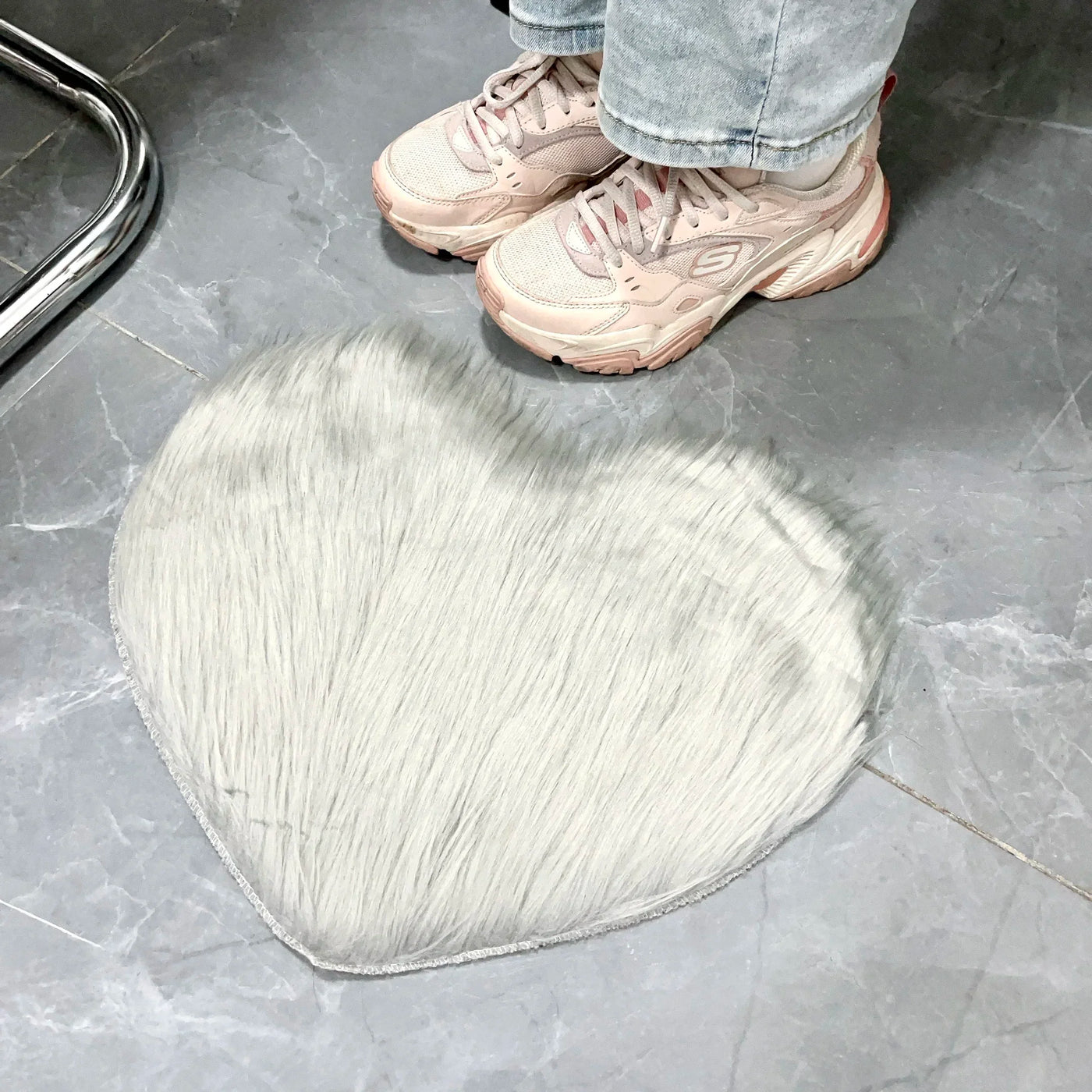 Heart Shaped Plush Accent Rug