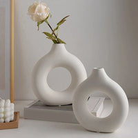 Circular Hollow Nordic Vase